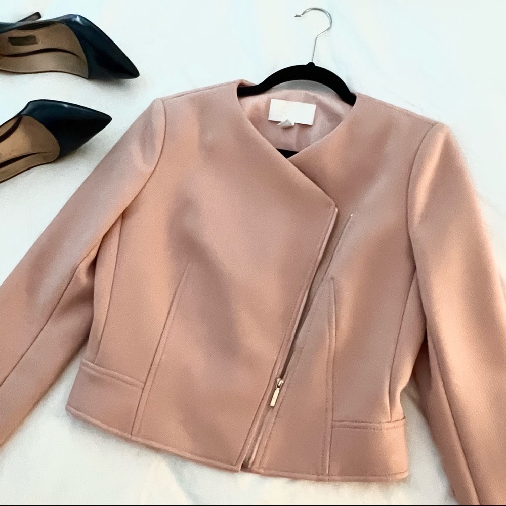 {hugo boss} blush pink juleama asymmetric zip-front collarless cropped blazer